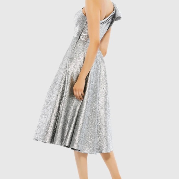 Mac Duggal Silver One Shoulder Bow Midi Dress Size 8 NWT - Picture 2 of 12